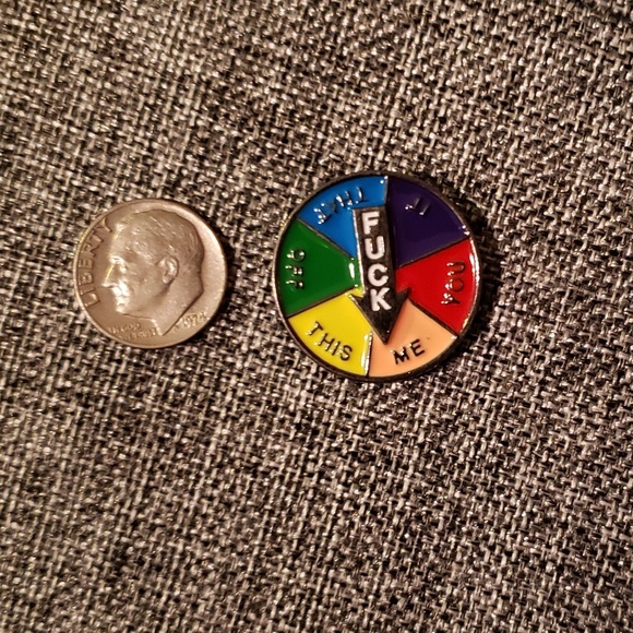 NEW Turntable Arrow Metal Enamel Pin - Picture 4 of 6